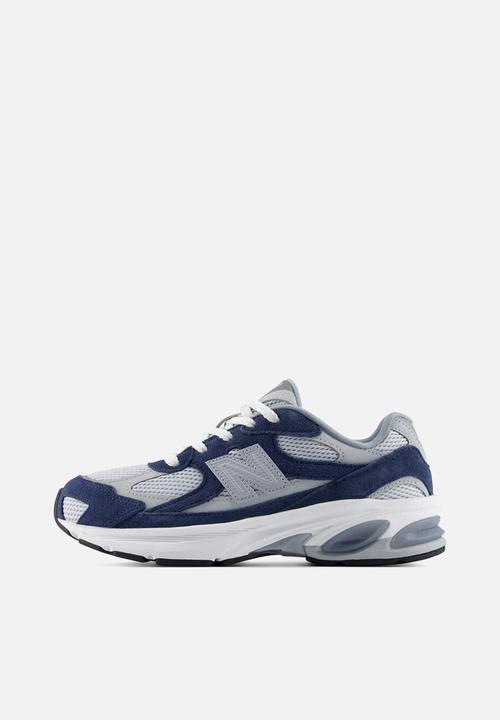 New Balance  - 2010 Grade School