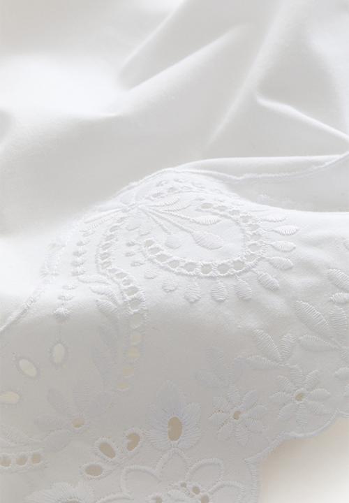 H&M - Lace-trimmed pillowcase - white