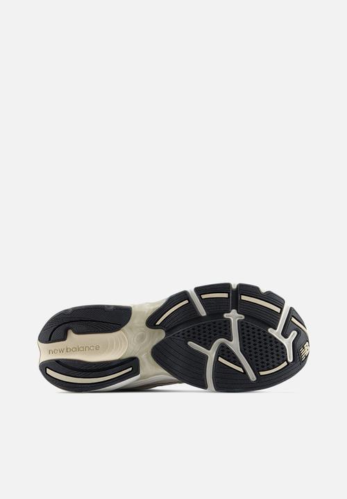 New Balance  - 2010 Grade School