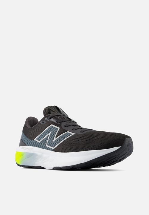 New Balance  - Fresh Foam 520 v9 - black
