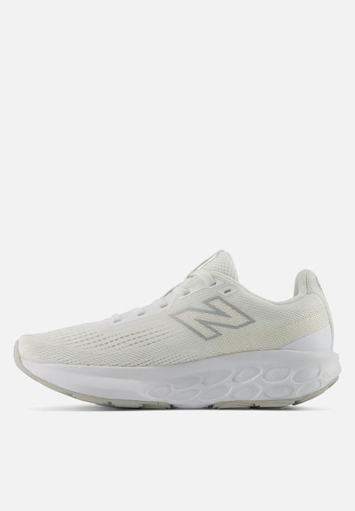 New Balance  - Fresh Foam 520 v9