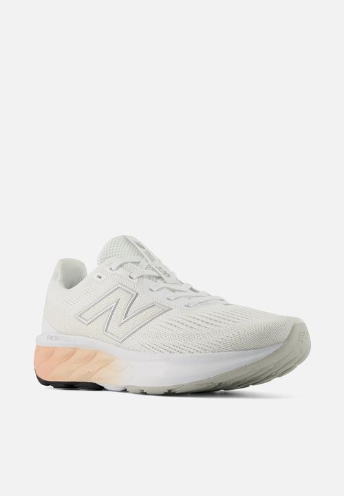 New Balance  - Fresh Foam 520 v9