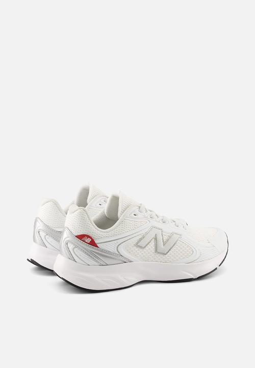 New Balance  - Fresh Foam Amaste - white