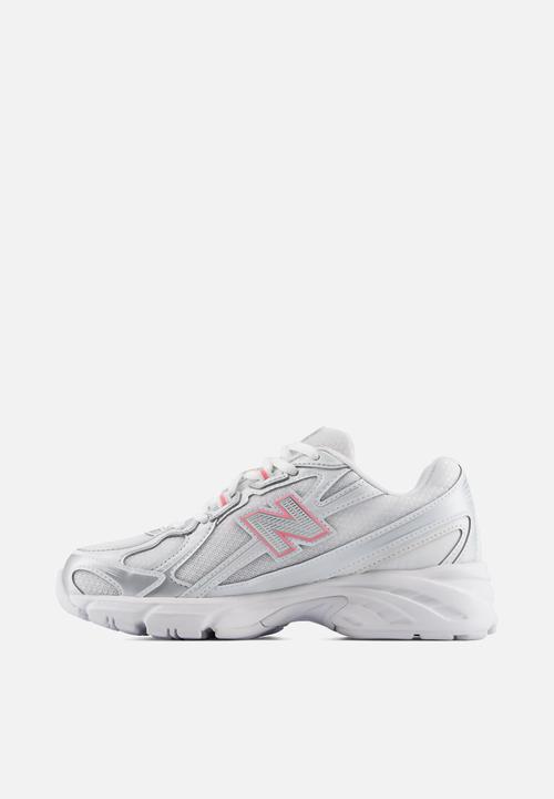 New Balance  - 740 Grade School