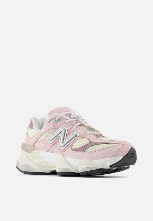 New Balance  - 9060 pre school