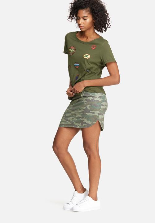Vero Moda - Camo skirt