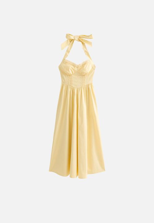 New Look - Plain embroidery halter midi dress - pale yellow