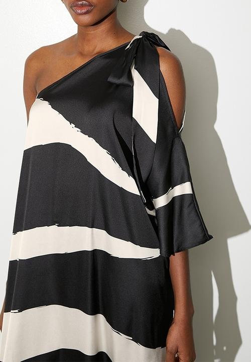 VELVET - Cold shoulder detail asym kaftan dress - macro painted leopard