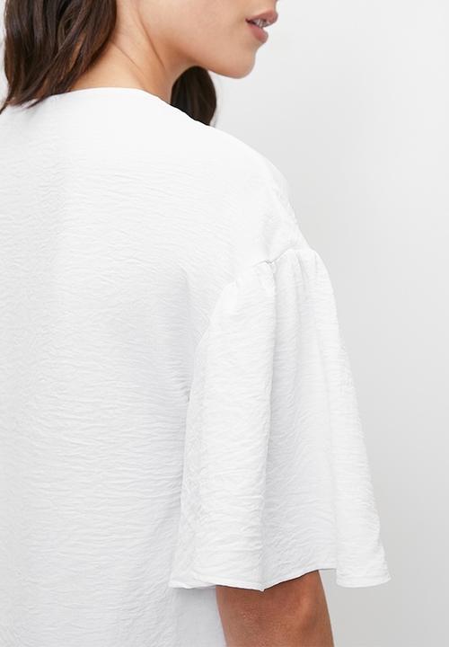 edit - V-neck wide sleeve shell - white