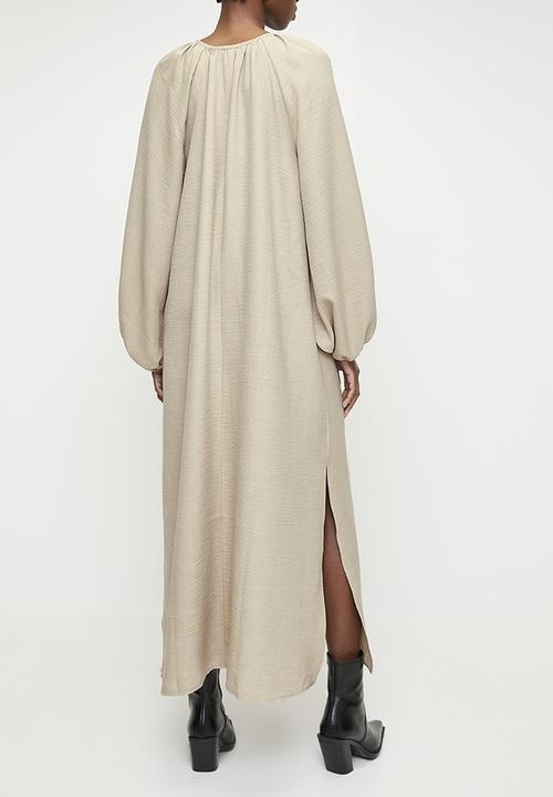 Superbalist - Volume sleeve Maxi Tunic with Slit - Neutral