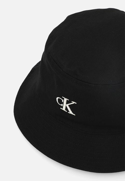 Calvin Klein - Small monogram bucket hat - black