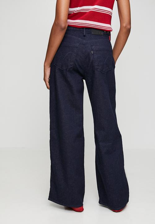 Levi’s® - Ribcage Wide Leg - Patchy