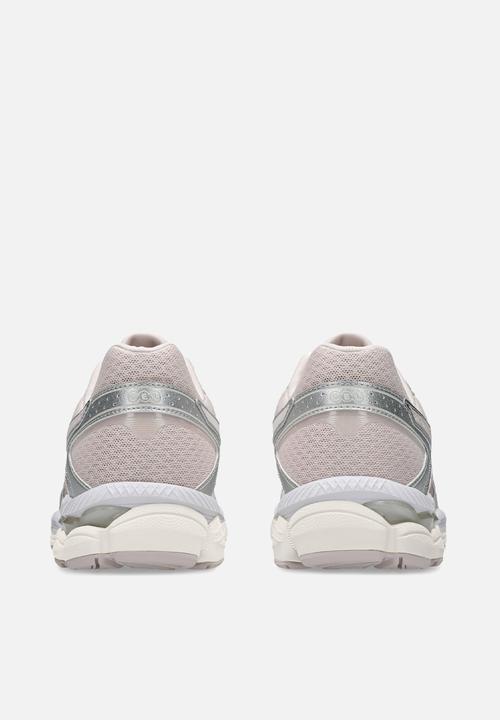 ASICS - GEL-CUMULUS 16