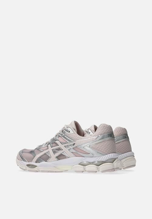 ASICS - GEL-CUMULUS 16