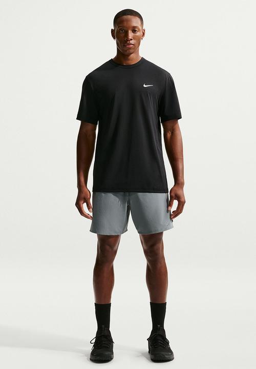 Nike - M Nike uv hyverse short sleeve - black 