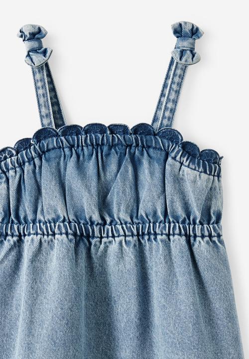 Cotton On - Sleeveless Denim Tiered Dress - Airlie Light Blue