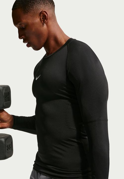 Nike - Nike Pro Dri-FIT tight long sleeve fitness top - black/white