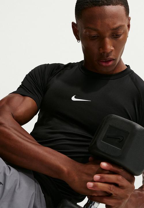 Nike - Nike Pro Dri-FIT Tight short-sleeve fitness top - black