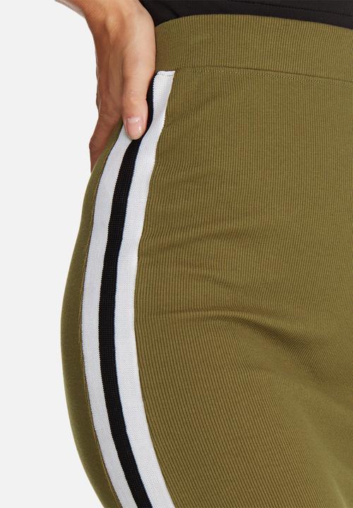 Missguided - Rib side stripe midi skirt