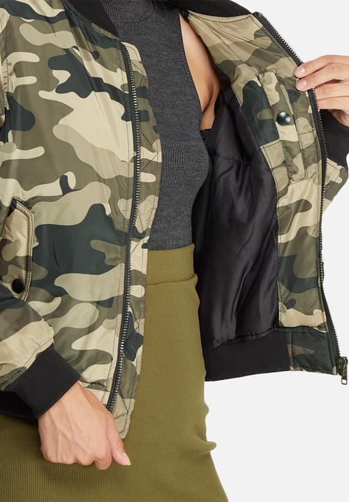 Missguided - Padded bomber jacket camo