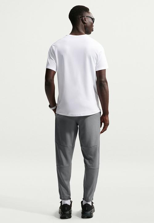 Nike - Challenger Dri-FIT woven pants - smoke grey/black/reflective silver