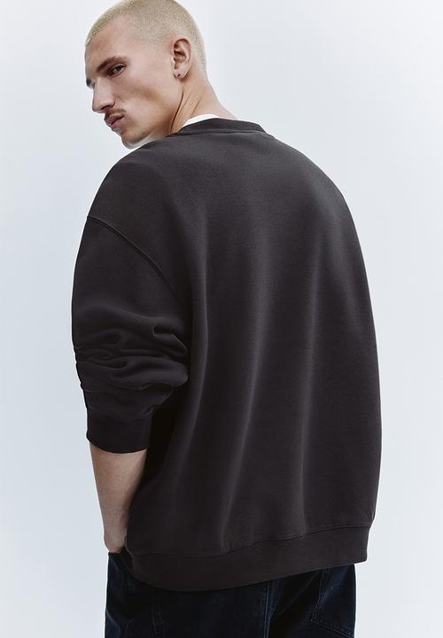 H&M - Loose fit sweatshirt - dark brown/ramones