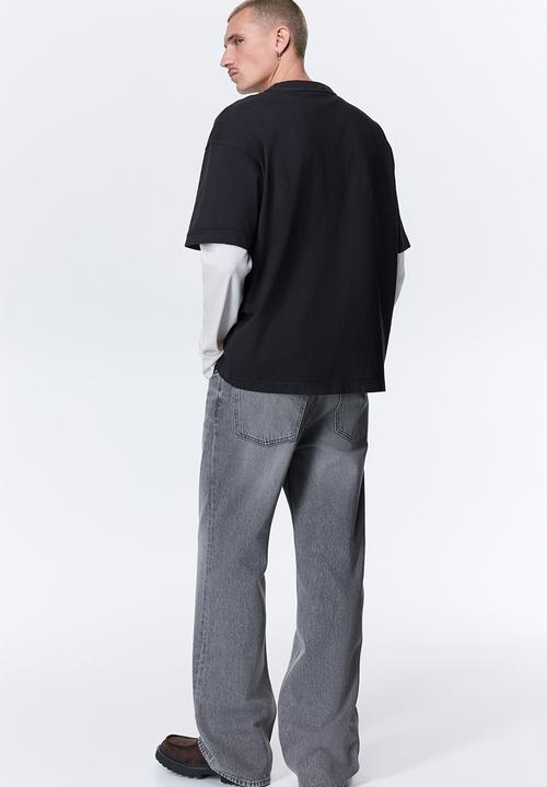 H&M - Oversized fit T-shirt - black/gorillaz