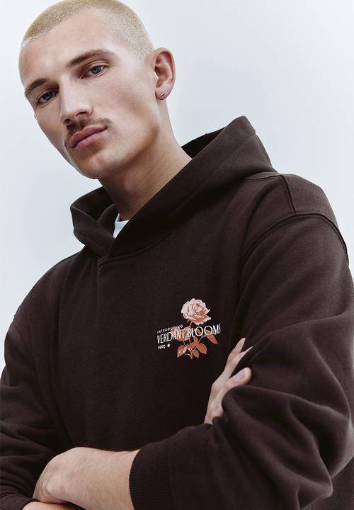 H&M - Relaxed fit printed hoodie - dark brown/verdant blooms