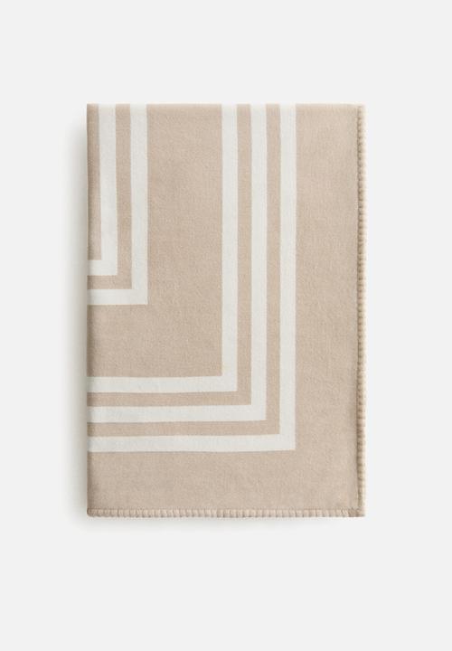 H&M - Patterned blanket - beige