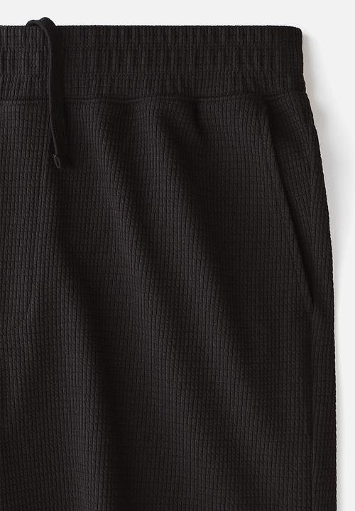 H&M - Textured jersey shorts - black