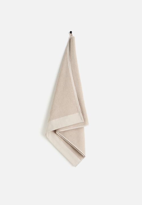H&M - Cotton terry bath towel - light beige
