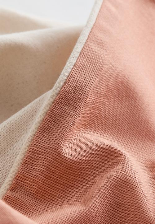 H&M - Canvas cushion cover - pink