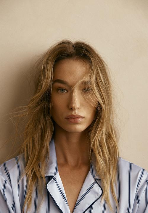 H&M - Satin pyjamas - light blue/striped