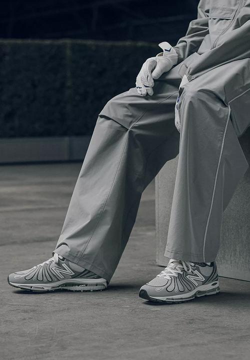 New Balance  - Abzorb1890 - Grey Days