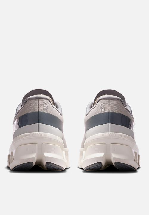 ON Running - Cloudmonster 1