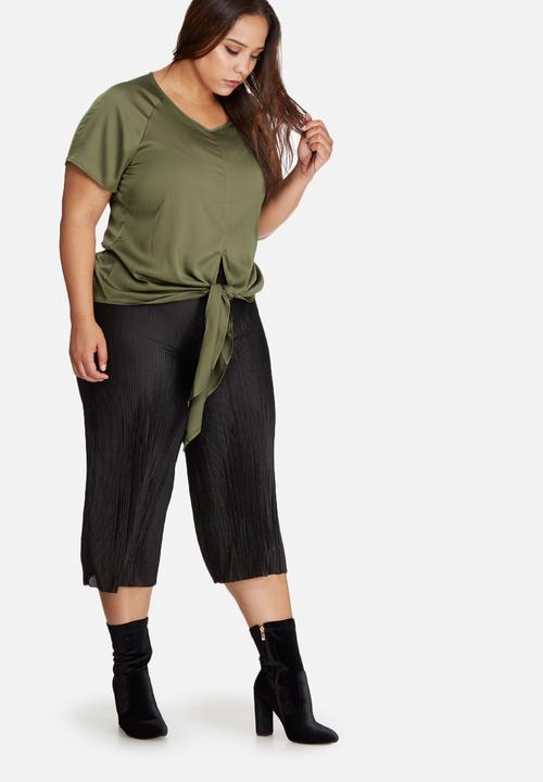 Missguided - Plus size satin tie front top