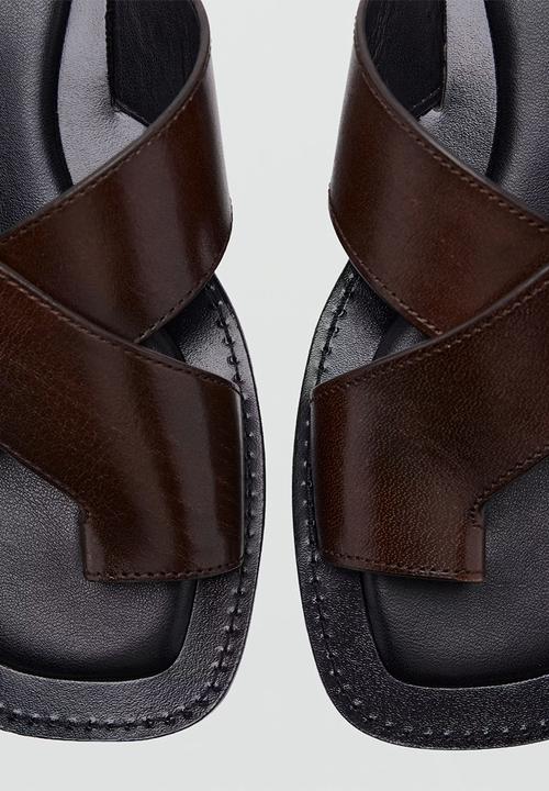 MANGO - Praga toe post slide - dark red
