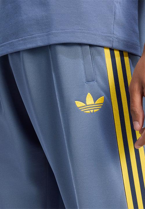 adidas Originals - Arsenal FC OG Track Pants. - Preloved ink Blue/Yellow