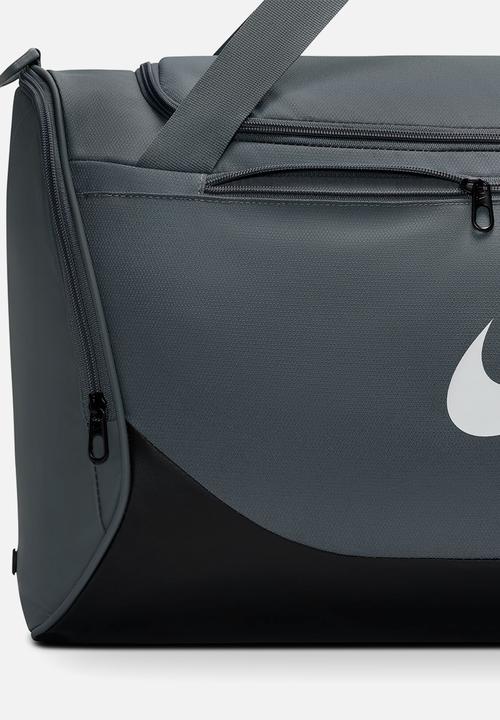 Nike - Nike Brasilia Medium Duffel - Smoke Grey/Black/White