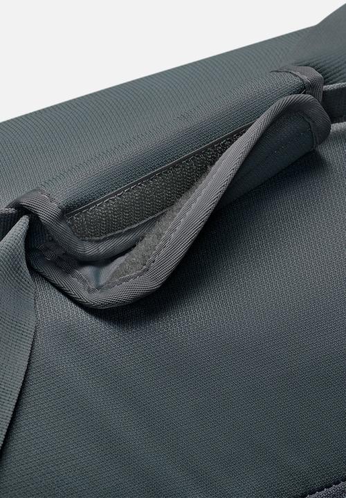 Nike - Nike Brasilia Medium Duffel - Smoke Grey/Black/White