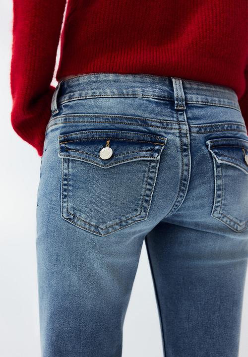 H&M - Flared low jeans - light denim blue