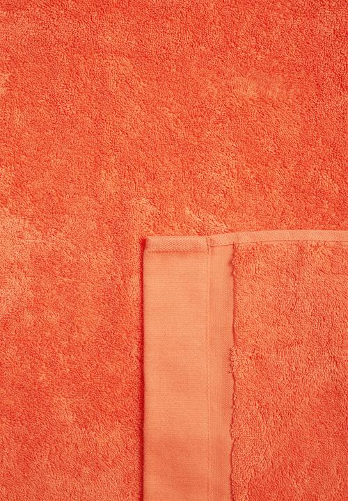 Sixth Floor - Coral bath sheet