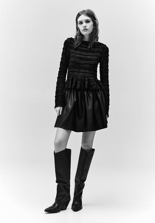 H&M - Smocked top - black