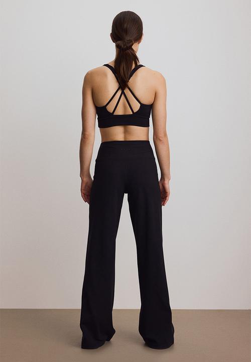 H&M - Wide sports leggings with softmove - black