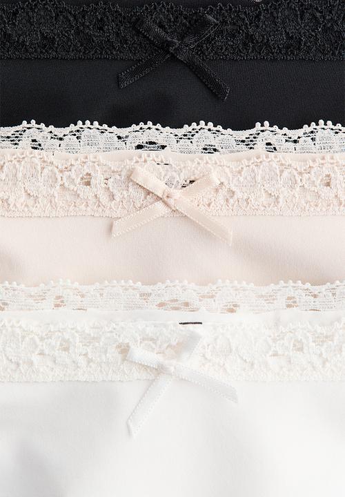 H&M - 3-pack lace-trimmed thong briefs - black/powder pink/white