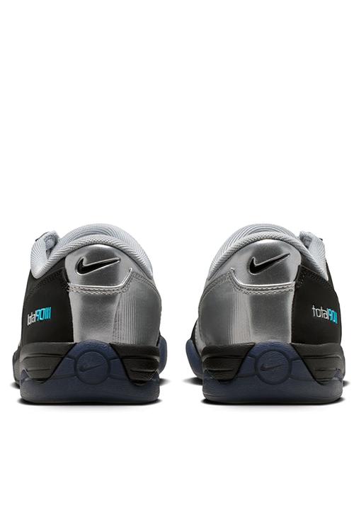 Nike - Total 90 Treble