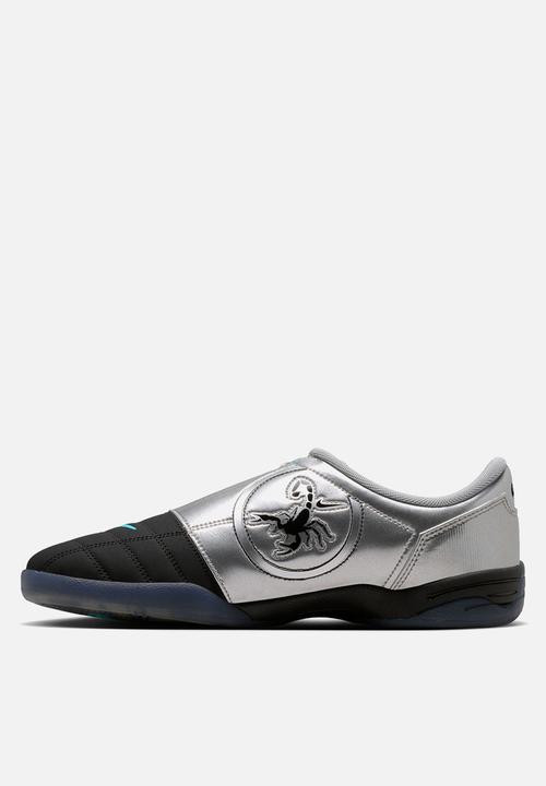 Nike - Total 90 Treble