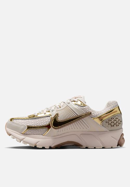 Nike - Nike Zoom Vomero 5
