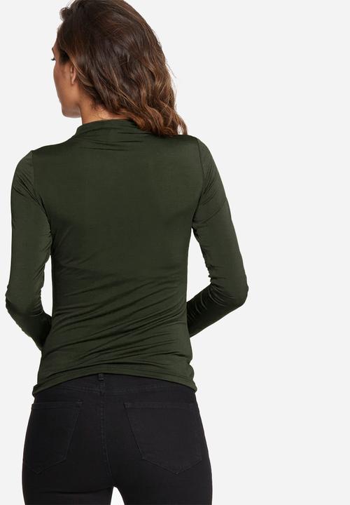 dailyfriday - Slinky polo neck