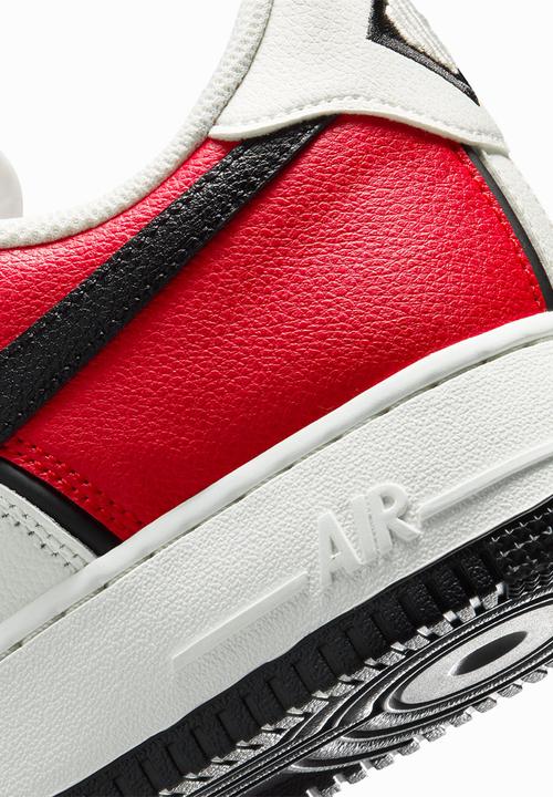 Nike - AIR FORCE 1 '07 LV8 SPORT